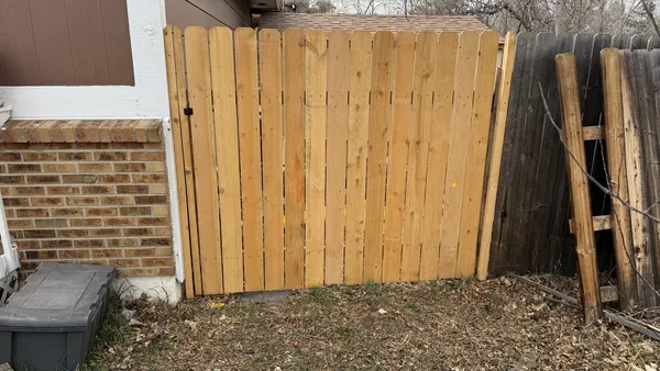 Fence and gate install