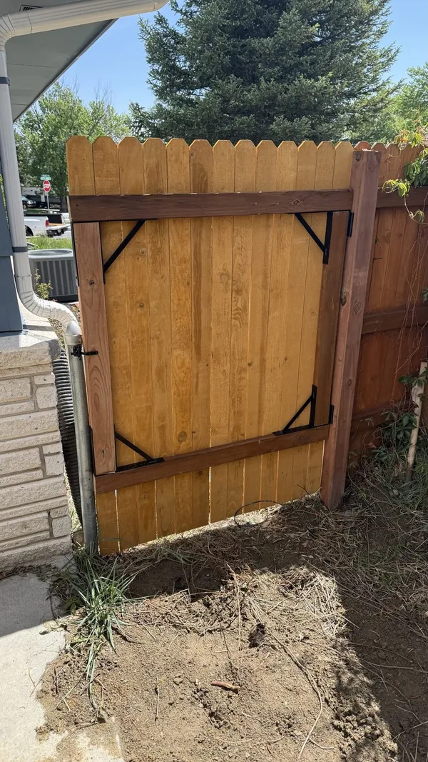 Custom gate install